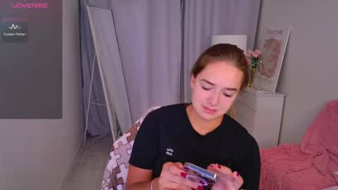 Jessi online show from 04/13/26, 01:49