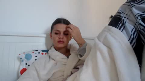 jessieryan online show from 12/17/24, 11:17