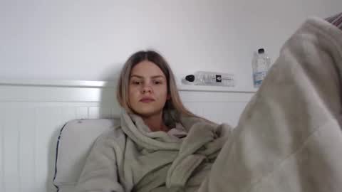 jessieryan online show from 10/19/25, 05:30