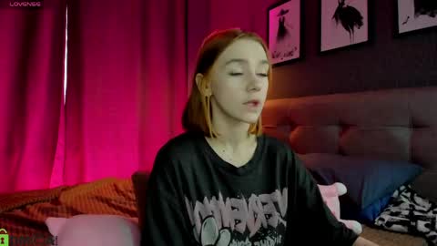 Snapshot of jessiexxiv chatting on 05/13/26, 09:17 Jessie online show from 05/13/26, 09:17