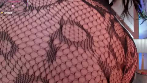 JESSICA STONNE online show from 12/15/25, 09:41