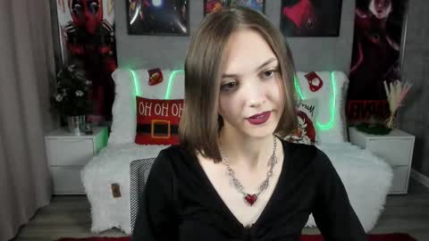 JesssWalker online show from 01/13/25, 03:47