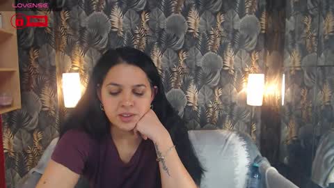 Snapshot of jessthewicked chatting on 02/13/25, 04:07 JessTheWicked online show from 02/13/25, 04:07