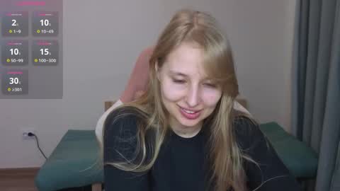 Snapshot of jessy_comely chatting on 05/15/26, 02:13 Jessy online show from 05/15/26, 02:13