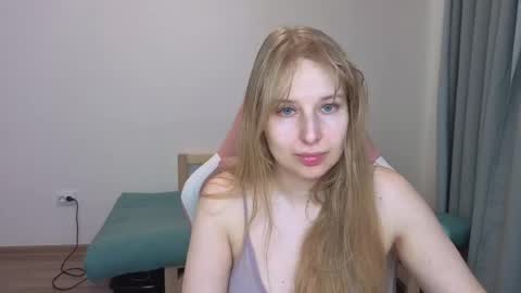 Snapshot of jessy_comely chatting on 06/01/26, 08:38 Jessy online show from 06/01/26, 08:38