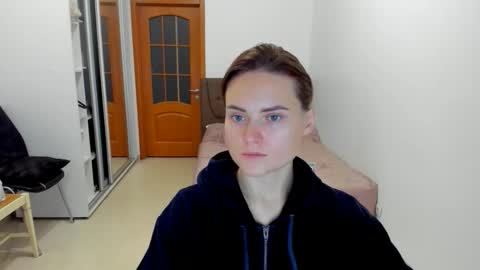 Polina online show from 11/28/25, 10:51