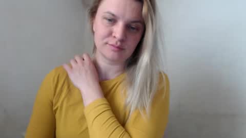 Snapshot of jessyangels chatting on 03/20/26, 01:05 jessyangels online show from 03/20/26, 01:05