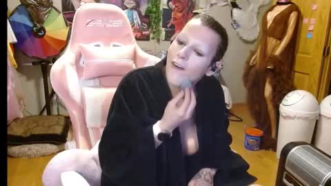 Snapshot of jessyboi0504 chatting on 02/01/25, 11:10 seductress Cyber Succubus online show from 02/01/25, 11:10