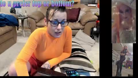 Snapshot of jessyboi0504 chatting on 02/22/26, 11:09 seductress Cyber Succubus online show from 02/22/26, 11:09