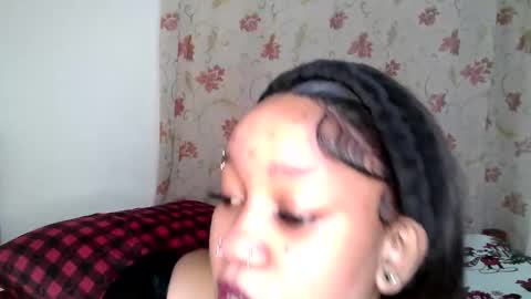 Snapshot of jessycoool chatting on 11/18/25, 03:12 Koko online show from 11/18/25, 03:12