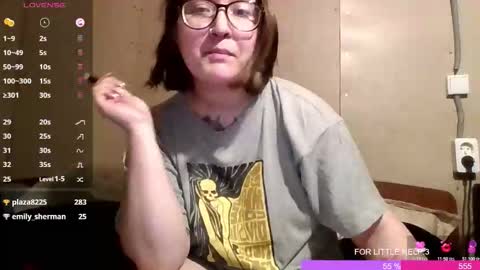 Bye everyone i cant see any reason to stay here wish u luck online show from 10/19/25, 07:09