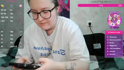 Bye everyone i cant see any reason to stay here wish u luck online show from 01/12/26, 08:30