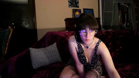 Snapshot of jessystrings chatting on 05/17/26, 03:48 jessystrings online show from 05/17/26, 03:48