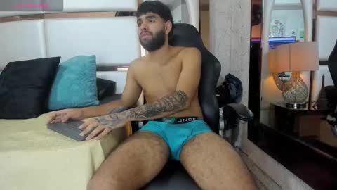 Snapshot of jesus77_ chatting on 11/28/25, 02:42 --- Jesus --- online show from 11/28/25, 02:42