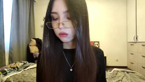 I am Gina ntmu Lets hit 10 Thumbs Up together online show from 02/22/26, 08:35