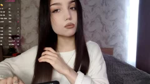 Snapshot of jettanicolay chatting on 04/29/26, 07:56 I am Gina ntmu Lets hit 10 Thumbs Up together online show from 04/29/26, 07:56