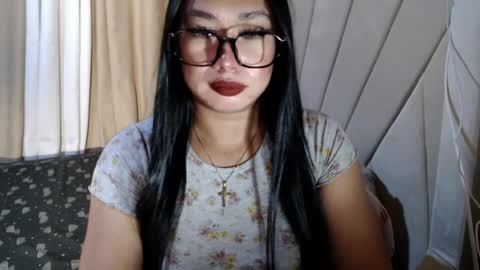 Snapshot of jewel_28 chatting on 07/18/26, 03:38 Jewel online show from 07/18/26, 03:38