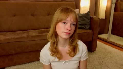 Gwen online show from 12/18/25, 06:52