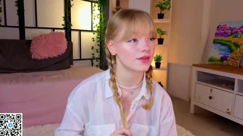 Gwen online show from 03/12/26, 08:15