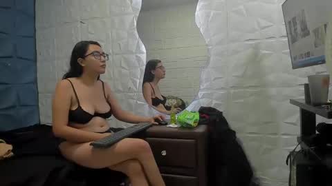 Queen and King online show from 12/03/24, 09:44