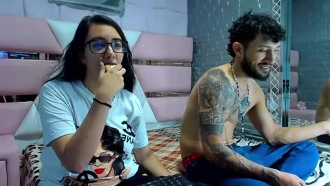 Queen and King online show from 12/11/24, 02:33