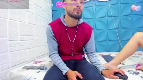 Queen and King online show from 01/06/25, 01:42