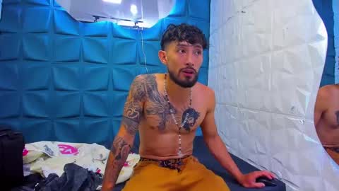 Queen and King online show from 01/07/25, 01:28