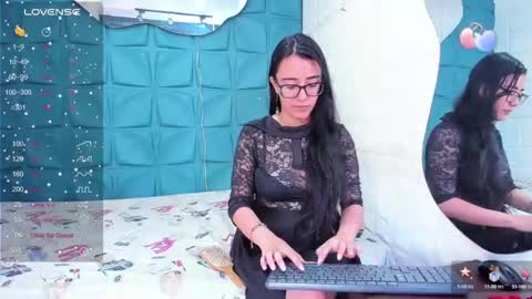 Queen and King online show from 01/23/25, 07:29