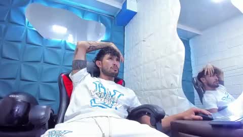 Queen and King online show from 01/30/25, 02:49