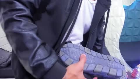 Queen and King online show from 01/31/25, 02:15