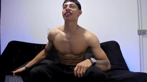 jey cox online show from 11/18/25, 10:41