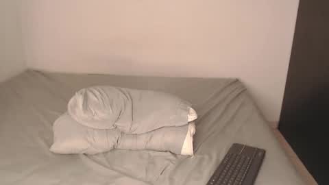 Snapshot of jey_foxx chatting on 01/30/25, 01:33 jey_foxx online show from 01/30/25, 01:33