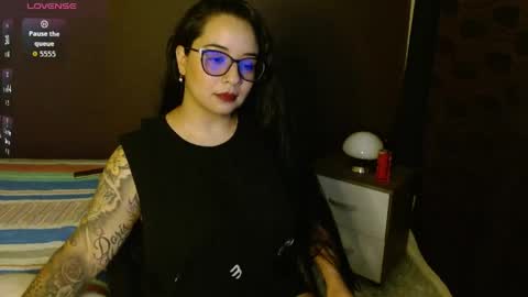 Snapshot of jey_love1 chatting on 04/21/26, 03:24 jey online show from 04/21/26, 03:24