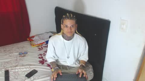 Snapshot of jeykob_23 chatting on 02/16/25, 03:16 JEYKOB online show from 02/16/25, 03:16
