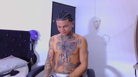 Snapshot of jeykob_23 chatting on 11/14/25, 06:28 JEYKOB online show from 11/14/25, 06:28