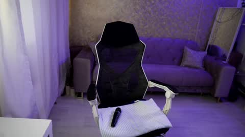 Snapshot of jeyssy69 chatting on 01/04/25, 06:41 Jeyssy also Andra online show from 01/04/25, 06:41