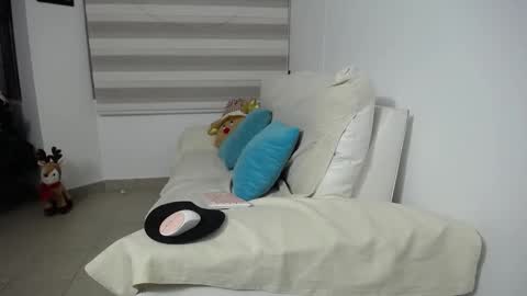 Camila online show from 11/28/25, 10:51