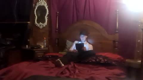 Snapshot of jf12334 chatting on 01/19/25, 10:17 NedeledeN online show from 01/19/25, 10:17