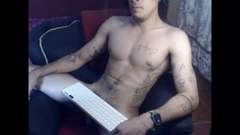 jffer_slhom online show from 10/04/25, 02:26