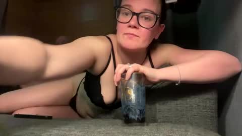 Snapshot of jg0907 chatting on 02/11/25, 09:25 jg0907 online show from 02/11/25, 09:25