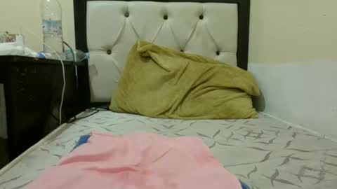 Snapshot of jgjk720771 chatting on 02/27/26, 10:54 HotArabGuy24 online show from 02/27/26, 10:54