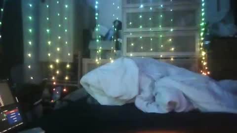 Snapshot of jglarsbel chatting on 06/20/26, 05:16 jglarsbel online show from 06/20/26, 05:16