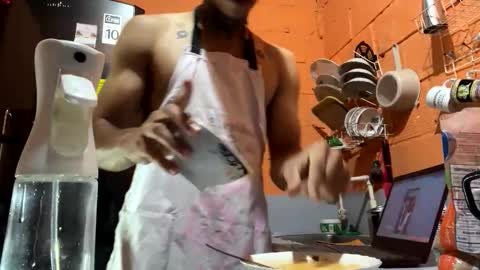 Jharol  online show from 04/22/26, 01:19