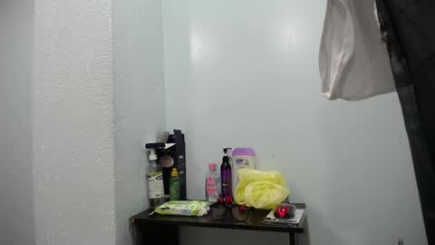 Jheampiero online show from 09/15/25, 01:22