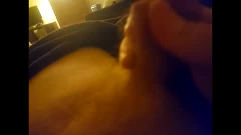 Snapshot of jhens123 chatting on 09/28/25, 01:44 jhens123 online show from 09/28/25, 01:44