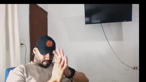 En moreno online show from 01/06/26, 04:11