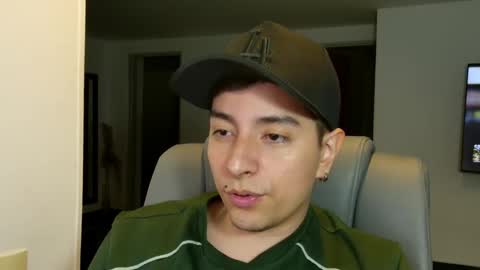 Jhoan Saenz online show from 09/13/25, 03:28