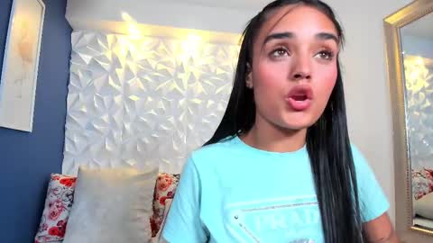 Jhoana  online show from 01/31/25, 09:48