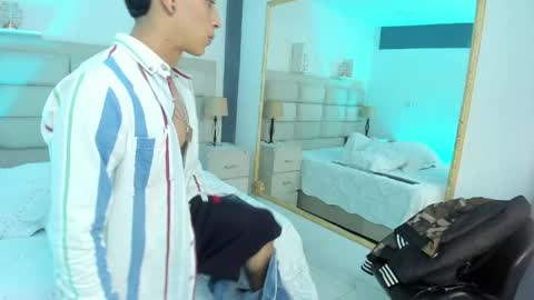 Snapshot of jhoanleandro chatting on 02/06/25, 04:10 jhoanleandro online show from 02/06/25, 04:10