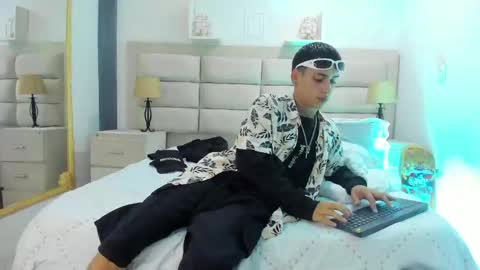 Snapshot of jhoanleandro chatting on 02/07/25, 04:16 jhoanleandro online show from 02/07/25, 04:16